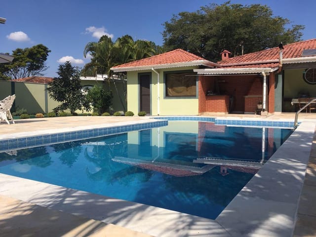 Chácara com 2635m² 4 quartos e 5 banheiros, à venda, no bairro Vale dos Lagos em Tatuí