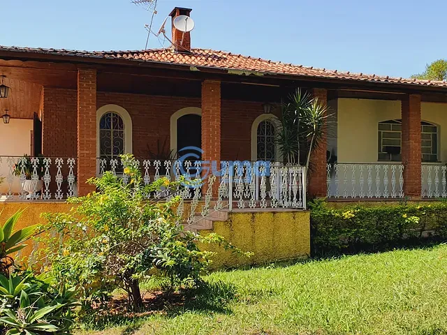 Chácara com 7900m² 5 quartos e 4 banheiros, à venda, no bairro Guaripocaba dos Souzas em Bragança Paulista