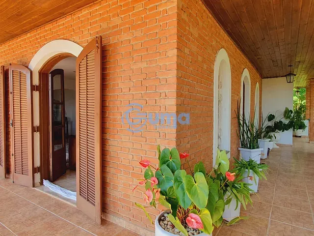 Chácara com 7900m² 5 quartos e 4 banheiros, à venda, no bairro Guaripocaba dos Souzas em Bragança Paulista