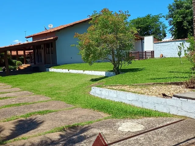 Chácara com 1930m² 9 quartos e 6 banheiros, à venda, no bairro Jardim Palestina em Franca