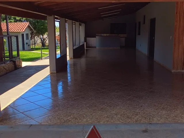 Chácara com 1930m² 9 quartos e 6 banheiros, à venda, no bairro Jardim Palestina em Franca