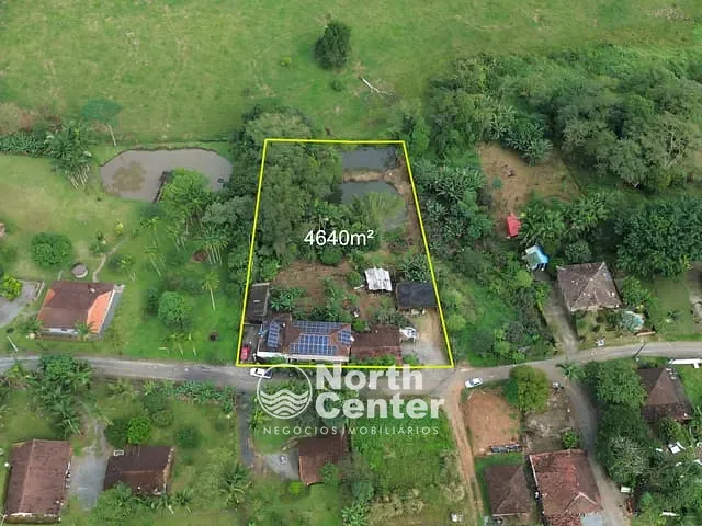 Chácara com 4640m² 7 quartos e 5 banheiros, à venda, no bairro Ponto alto em Araquari