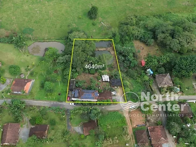 Chácara com 4640m² 7 quartos e 5 banheiros, à venda, no bairro Ponto alto em Araquari