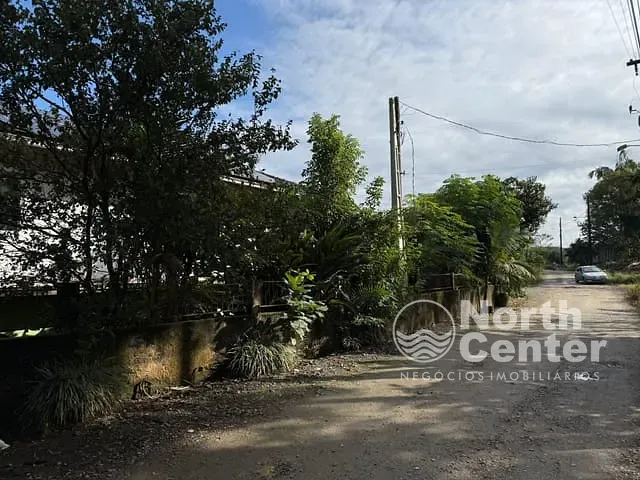 Chácara com 4640m² 7 quartos e 5 banheiros, à venda, no bairro Ponto alto em Araquari