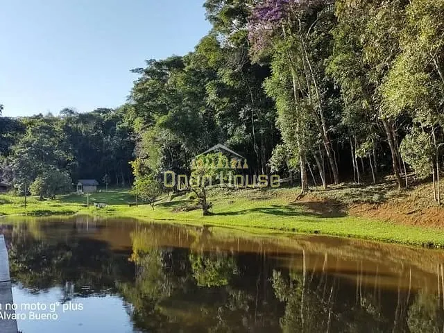 Chácara com 33250m² 7 quartos e 4 banheiros, à venda, no bairro São João em Barra do Piraí