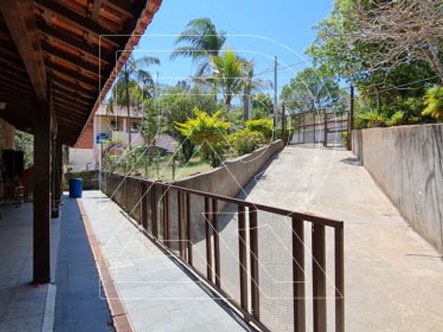 Chácara com 4600m² 3 quartos e 2 banheiros, à venda, no bairro Jardim Nova América em Louveira