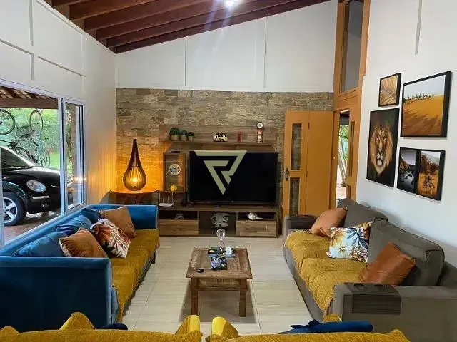 Chácara com 1300m² 3 quartos e 5 banheiros, à venda, no bairro Parque São Sebastião em Ribeirão Preto