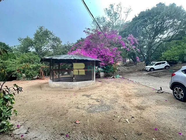 Chácara com 11000m² 8 quartos e 5 banheiros, à venda, no bairro Jardim Santa Hermínia em São José dos Campos