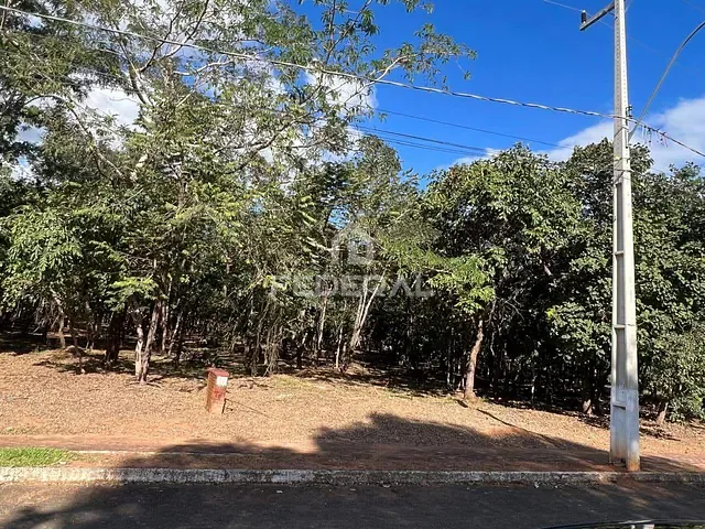 Chácara à venda, no bairro Mansões Paraíso em Senador Canedo