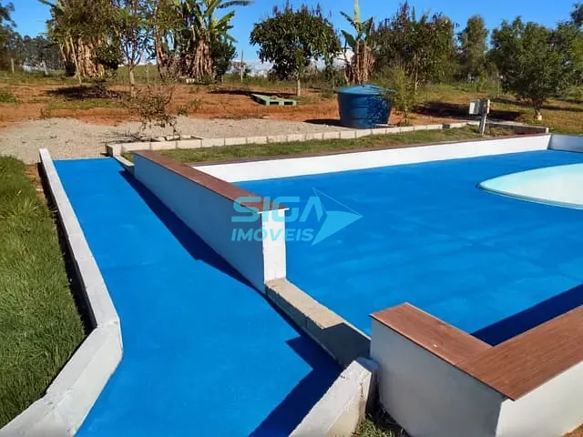 Chácara com 8100m² 2 quartos e 2 banheiros, à venda, no bairro Vargem Grande em Silvianópolis