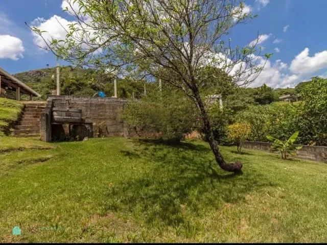 Chácara com 1000m² 5 quartos e 4 banheiros, à venda, no bairro Rancho Caiocara em Atibaia