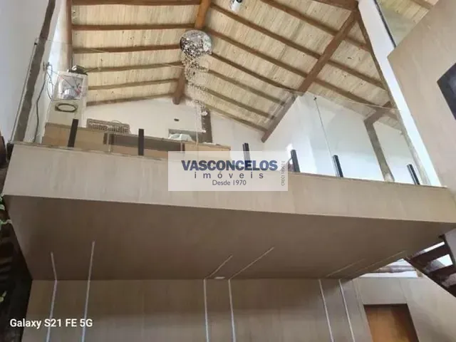 Chácara com 2000m² 4 quartos e 4 banheiros, à venda, no bairro Freitas em São José dos Campos