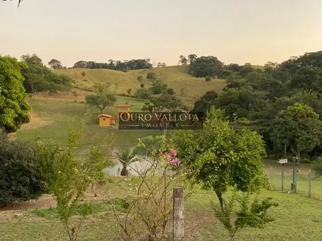 Chácara com 72000m² 8 quartos e 5 banheiros, à venda, no bairro Castelo Branco em Sorocaba