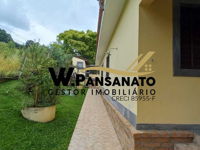 Chácara com 13000m² 2 quartos e 4 banheiros, à venda, no bairro Pessegueiro em Extrema
