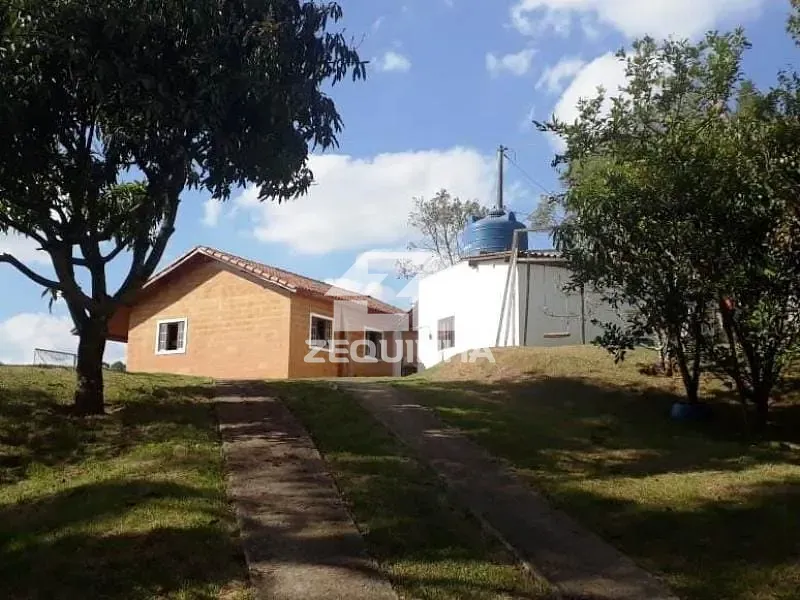 Chácara, 3 quartos, 1853 m² - Foto 2