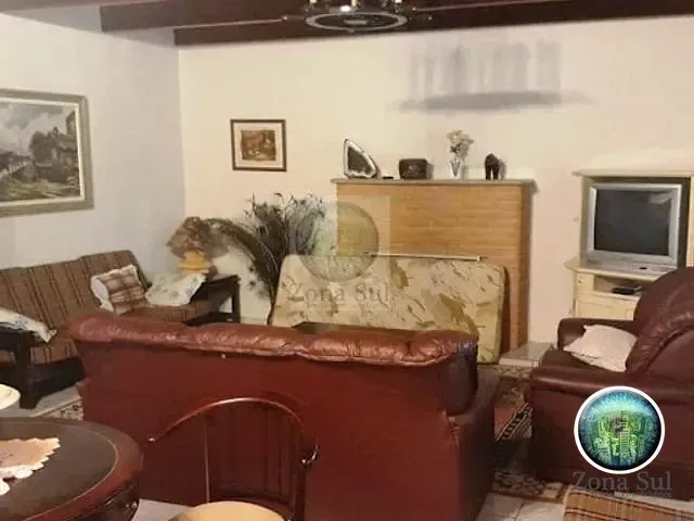 Chácara com 500m² 7 quartos e 4 banheiros, à venda, no bairro Jucurupava em Salto de Pirapora