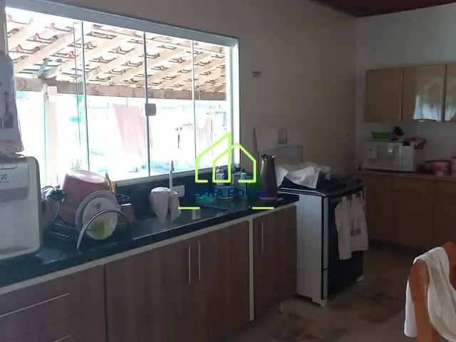 Chácara com 1300m² 2 quartos e 1 banheiro, à venda, no bairro Jardim Princesa em Pindamonhangaba