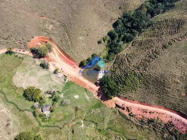 Chácara com 2000167m² 4 quartos e 2 banheiros, à venda, no bairro Chácara dos Coqueiros em São José dos Campos