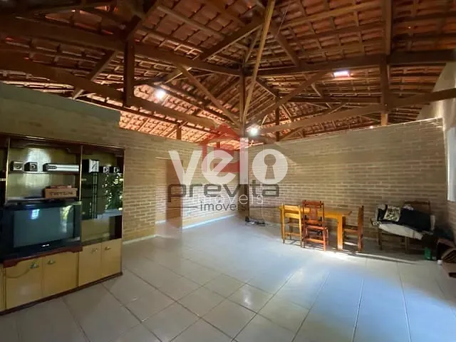 Chácara com 3000m² 4 quartos e 2 banheiros, à venda, no bairro Granjas Rurais Reunidas São Judas Tadeu em Taubaté