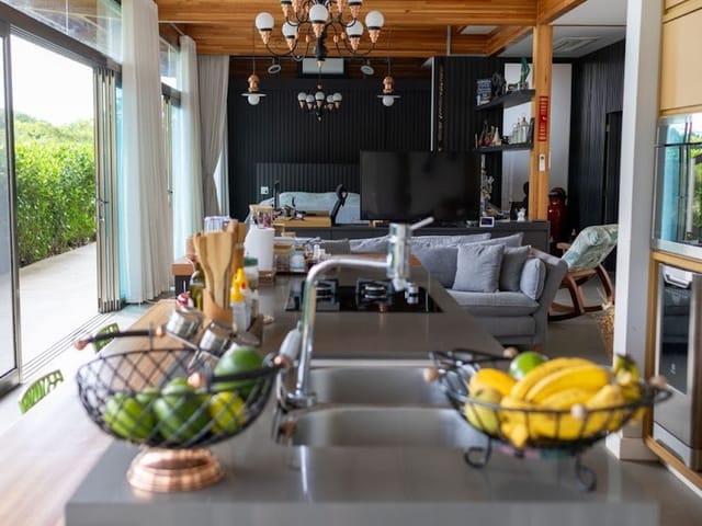 Chácara com 2500m² 3 quartos e 5 banheiros, à venda, no bairro Colinas do Mosteiro de Itaici em Indaiatuba