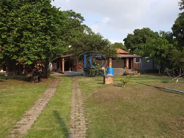 Chácara com 1300m² 3 quartos e 2 banheiros, à venda, no bairro Clube De Campo em Monte Mor