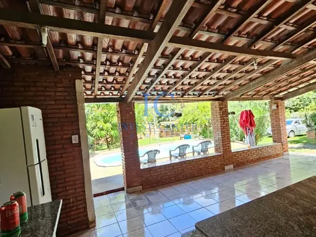 Chácara com 1300m² 3 quartos e 2 banheiros, à venda, no bairro Clube De Campo em Monte Mor