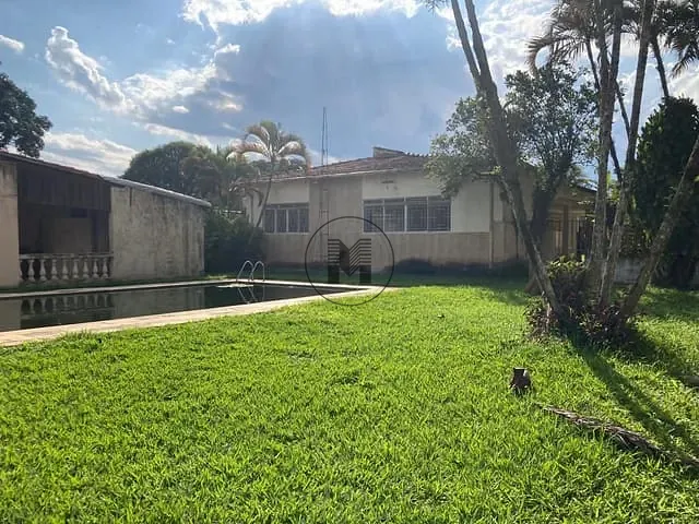 Chácara com 266200000m² 2 quartos e 3 banheiros, à venda, no bairro Santa Edwiges em Guaratinguetá