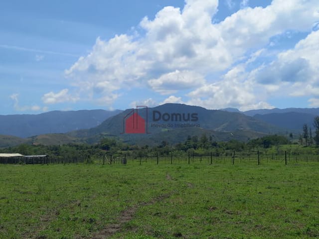 Chácara com 24138m², à venda, no bairro Mandú em Pindamonhangaba