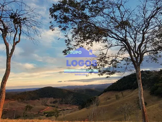 Chácara com 1205m², à venda, no bairro Área Rural em Rio Piracicaba