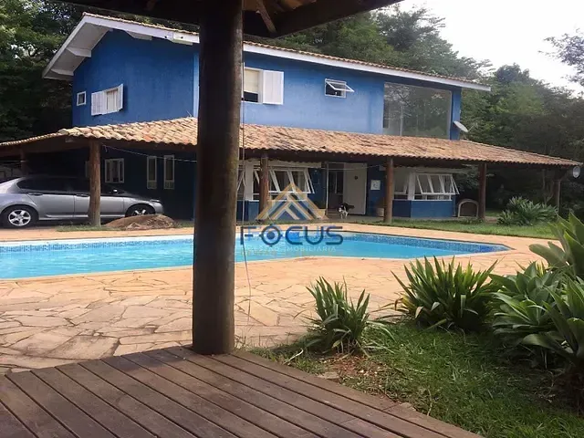 Chácara com 10000m² 3 quartos e 4 banheiros, à venda ou para alugar, no bairro Santa Clara em Jundiaí