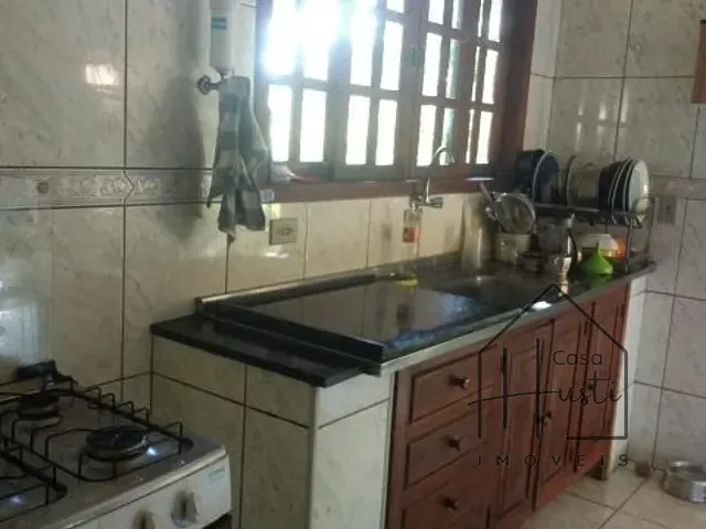 Chácara com 2500m² 3 quartos e 2 banheiros, para alugar, no bairro Jardim dos Ipês em Embu das Artes