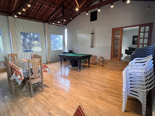 Chácara com 2500m² 3 quartos e 2 banheiros, à venda, no bairro Franca em Franca