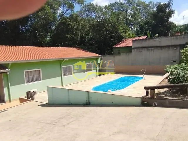 Chácara com 1200m² 2 quartos e 2 banheiros, à venda, no bairro Chácaras Recanto do Palmares em Monte Mor