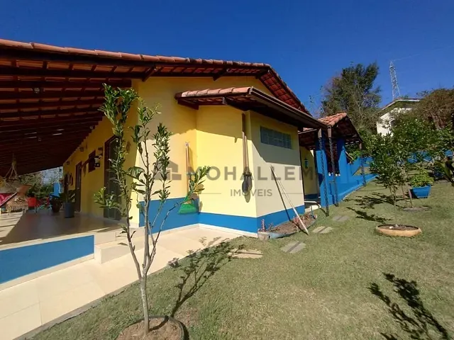 Chácara com 1200m² 2 quartos e 2 banheiros, à venda, no bairro Carneiros em Piranguinho