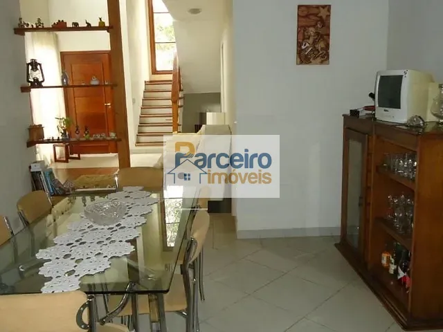 Chácara com 1583m² 4 quartos e 2 banheiros, à venda, no bairro Roseira em Mairiporã