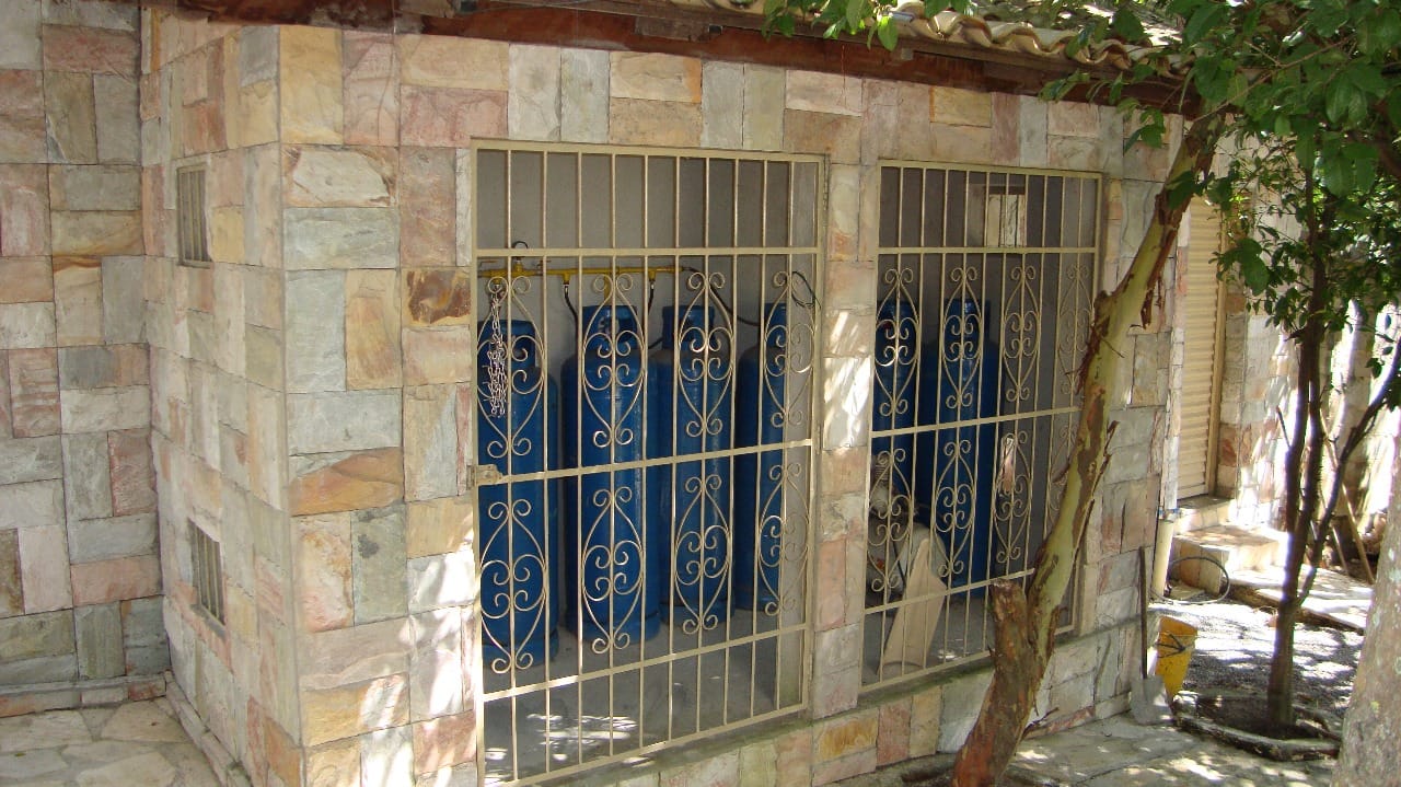 Chácara à venda, com 15 quartos, 35 banhos, 4 salas, banheiras de hidromassagens, 3 varandas. Vianinha (Melo Viana), Esmeraldas, MG - Aceita imóvel no negócio. miniatura 11