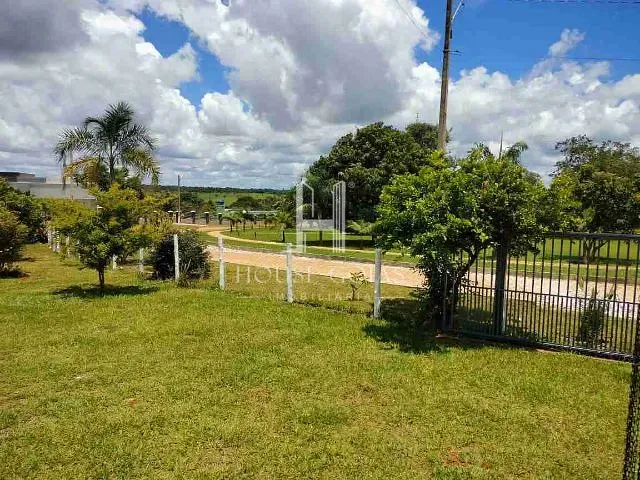 Chácara com 1900m² 3 quartos e 2 banheiros, à venda, no bairro Setor Central em Aragoiânia