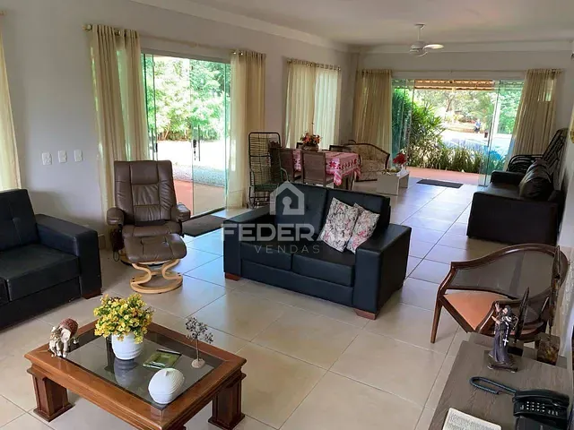 Chácara com 600m² 4 quartos e 7 banheiros, à venda, no bairro Residencial Villa Verde em Senador Canedo