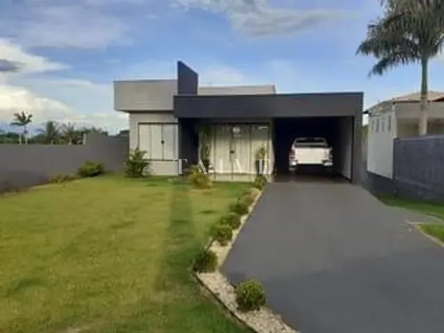 Chácara com 1700m² 3 quartos e 4 banheiros, à venda, no bairro rodovia em Sertanópolis