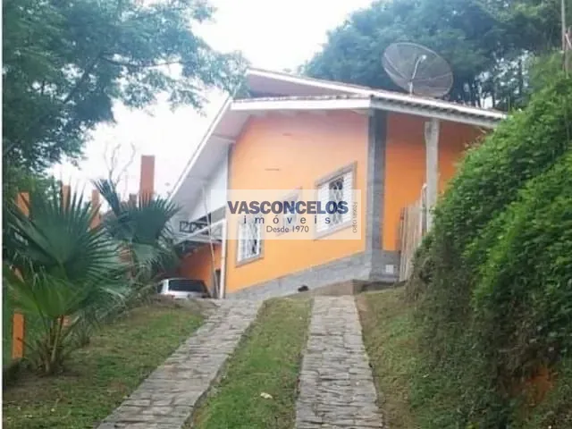 Chácara com 4800m² 3 quartos e 2 banheiros, à venda, no bairro Campo Monteiro em São Bento do Sapucaí