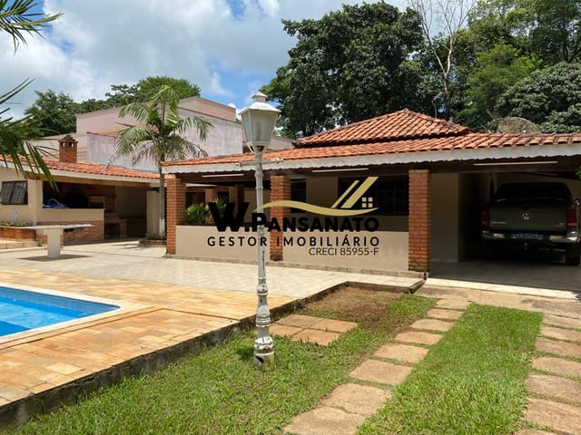 Chácara com 800m² 3 quartos e 3 banheiros, à venda, no bairro Aquarius em Araçoiaba da Serra