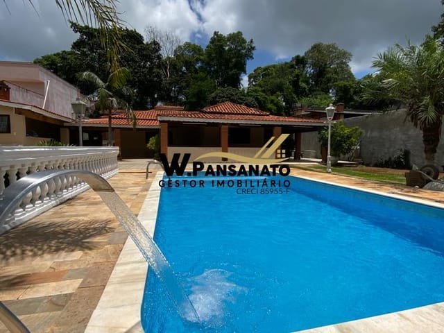 Chácara com 800m² 3 quartos e 3 banheiros, à venda, no bairro Aquarius em Araçoiaba da Serra