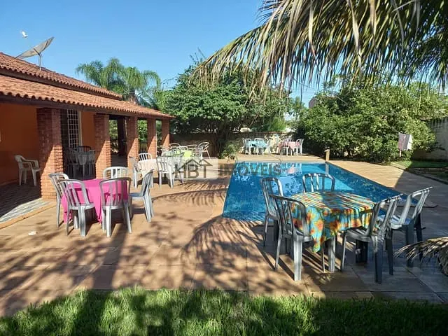 Chácara com 900m² 2 quartos e 1 banheiro, à venda, no bairro Parque Alto Sumaré em Bauru