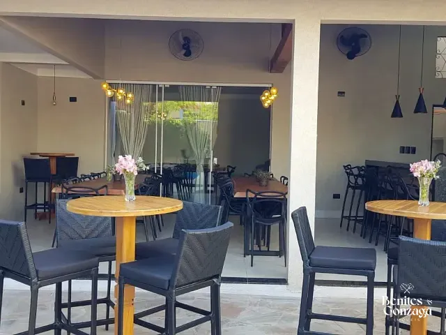 Chácara com 360m², à venda, no bairro Jardim Aclimação em Maringá