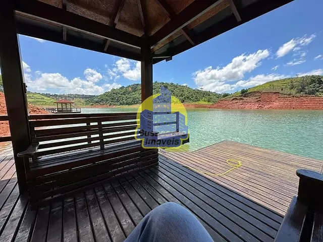 Chácara com 200m² 6 quartos e 4 banheiros, à venda, no bairro Recanto das Águas em Igaratá
