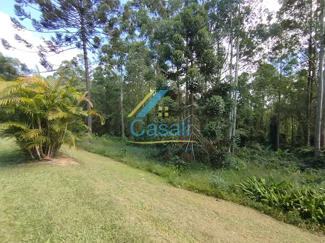 Chácara com 10000m² 3 quartos e 3 banheiros, à venda, no bairro Jardim Suíça Paulista em São Roque