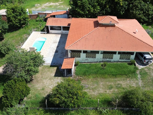 Chácara com 5000m² 2 quartos e 4 banheiros, à venda, no bairro Alpes Suiço em Piracicaba
