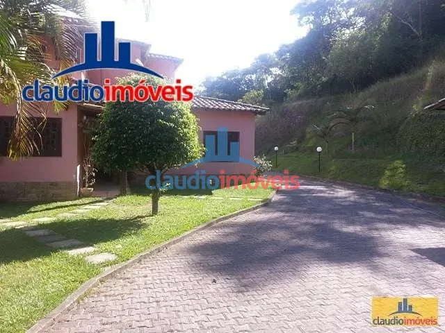 Chácara 3 quartos e 2 banheiros, à venda, no bairro Centro em Barra Mansa