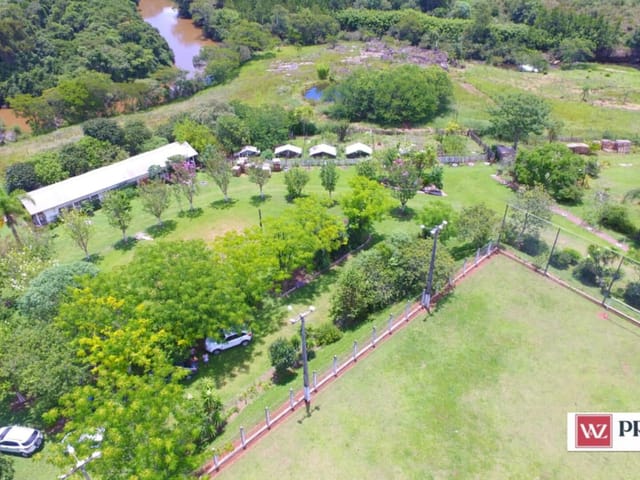 Chácara com 80000m² 3 quartos e 3 banheiros, à venda, no bairro Mangabera em Carambeí