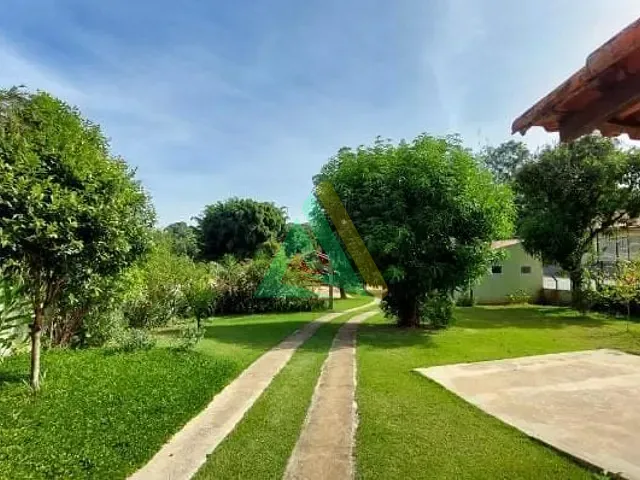 Chácara com 2238m² 6 quartos e 4 banheiros, à venda, no bairro Martim Francisco em Mogi Mirim